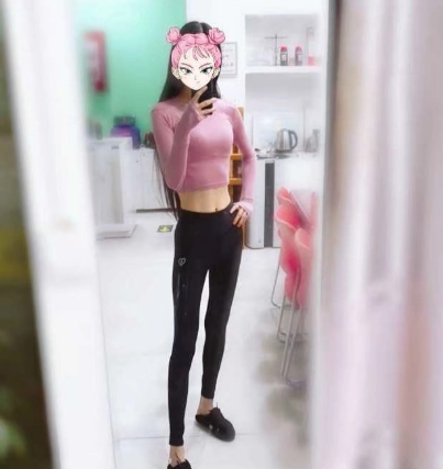 验证瑜伽教练爱星