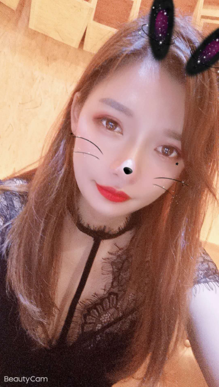 夜总会陪酒妹下水捞金，盘整调顺大奶细腰还年轻~